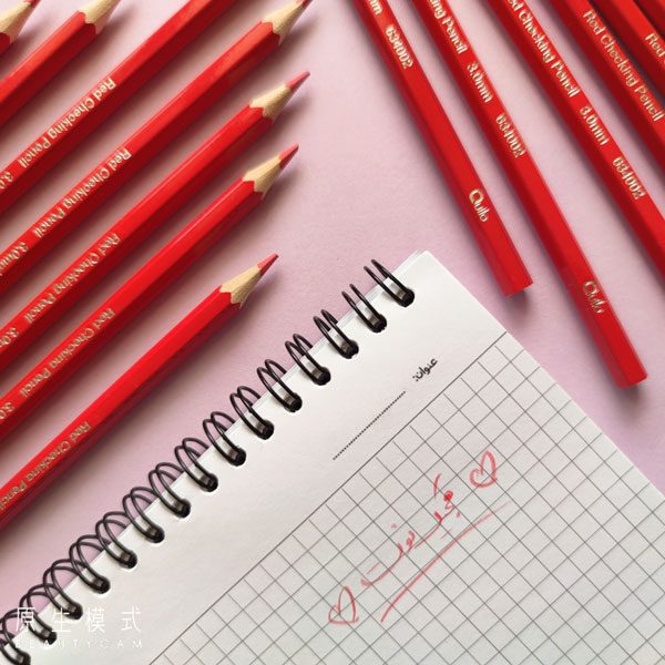 مداد قرمز ساده